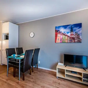 Apartment B&f Garbary Business & Family - Parking, Poznan