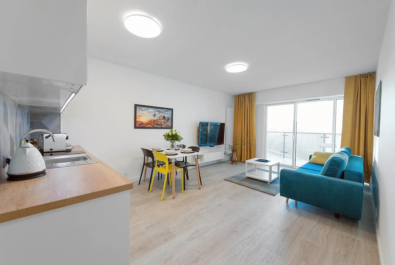 Apartamenty Benthos Towarowa Poznan 0*,  Poland
